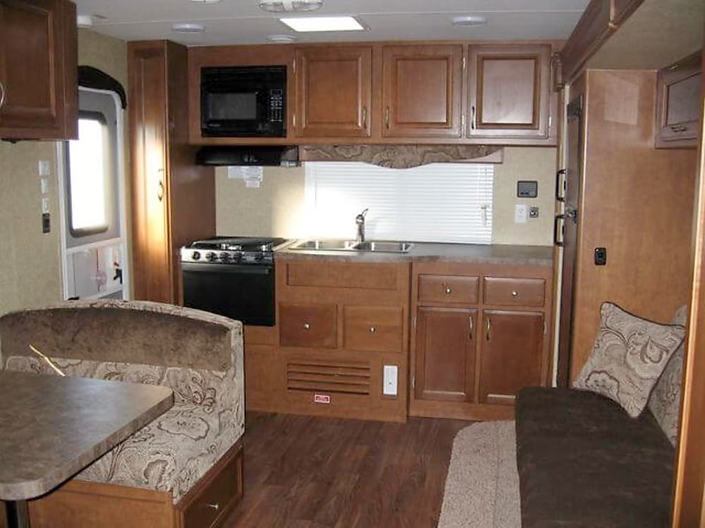 2016 FOREST RIVER EVO