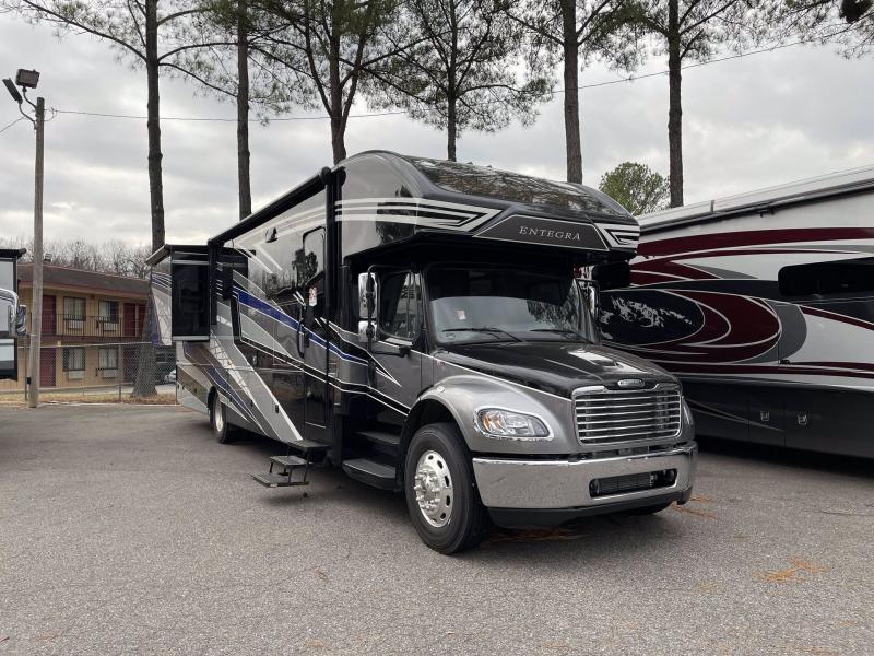 2022 ENTEGRA COACH ACCOLADE 37K