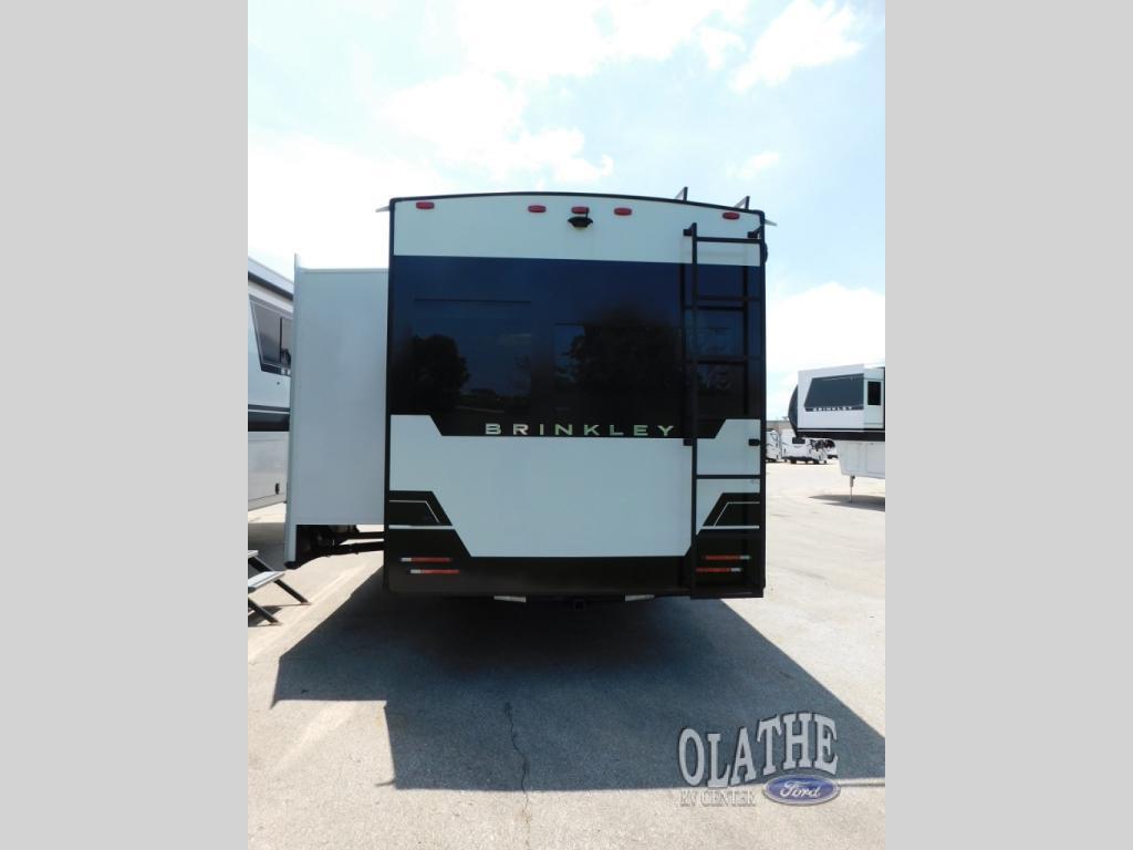 A photo of this 2026 Brinkley MODEL Z