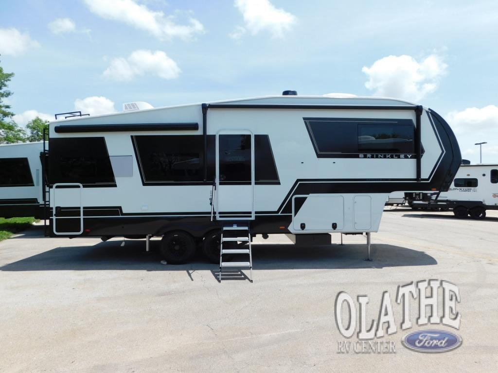 A photo of this 2026 Brinkley MODEL Z