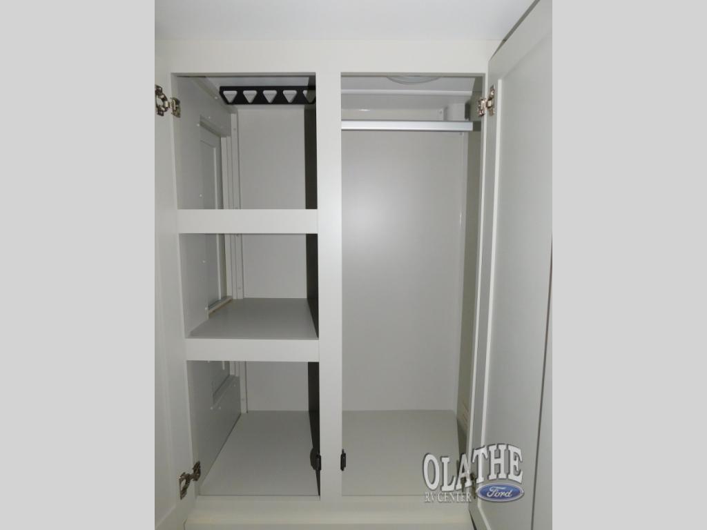 A photo of this 2026 Brinkley MODEL Z