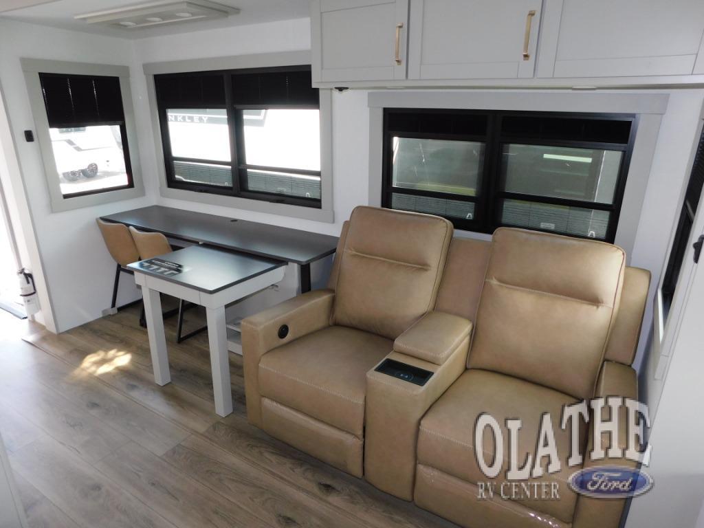 A photo of this 2026 Brinkley MODEL Z