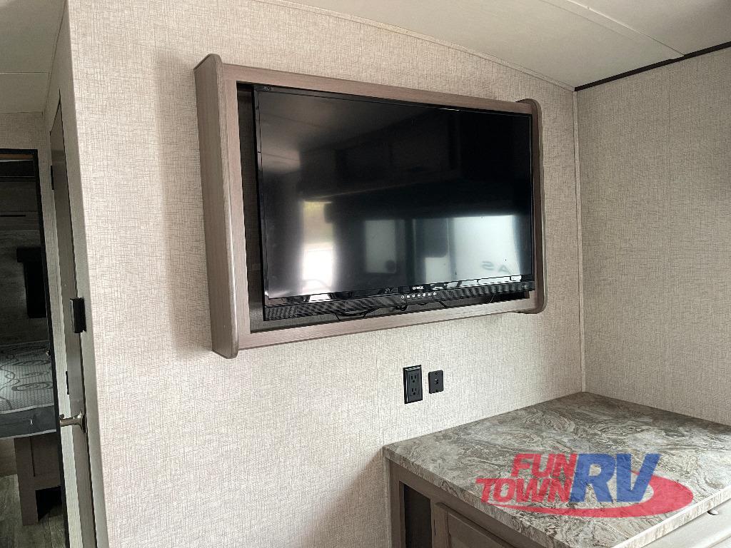 A photo of this 2023 CrossRoads RV Sunset Trail 256RK