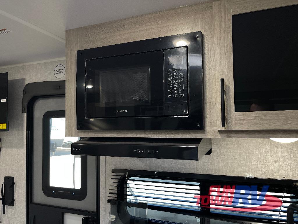 A photo of this 2026 EAST TO WEST Della Terra 191BH