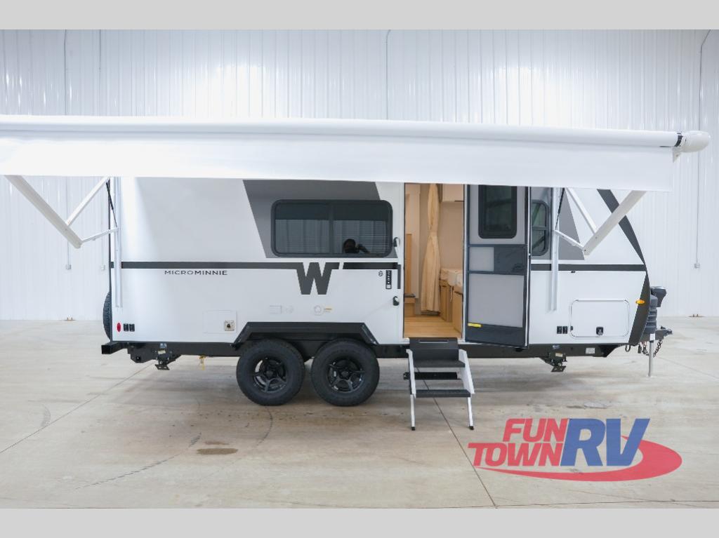 A photo of this 2026 Winnebago MICRO MINNIE