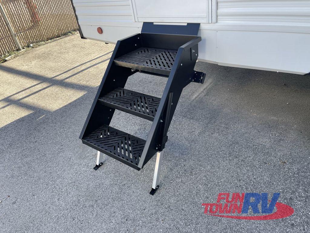 A photo of this 2026 Winnebago ACCESS