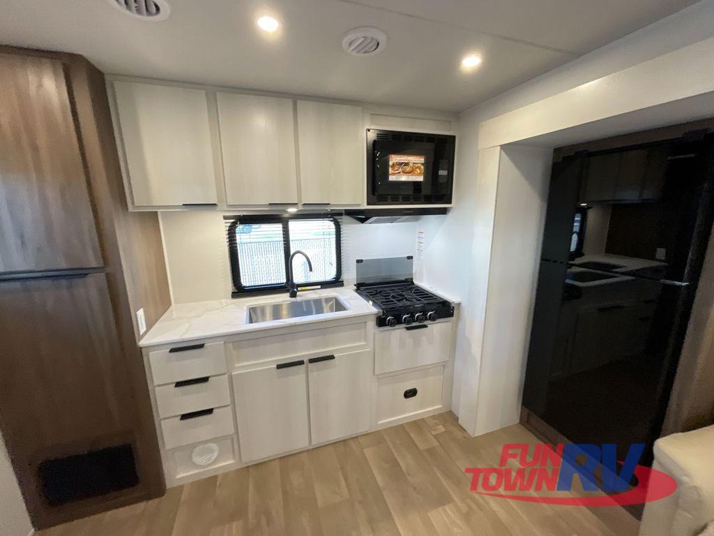 A photo of this 2026 Winnebago ACCESS