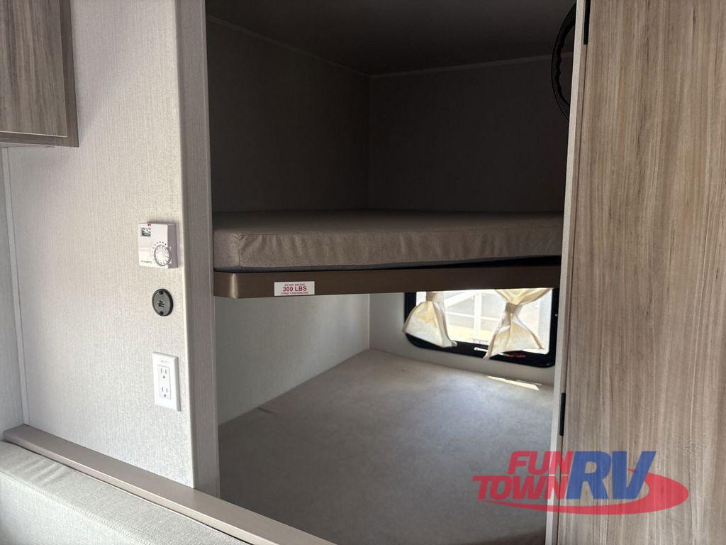 A photo of this 2026 Winnebago ACCESS