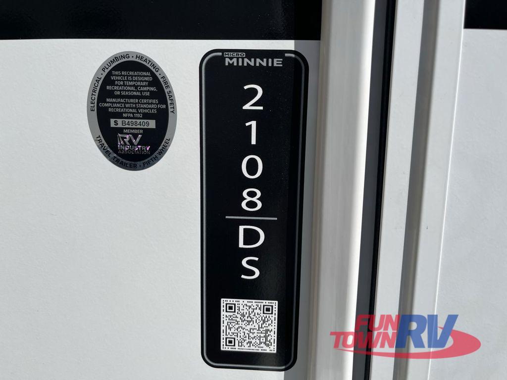 A photo of this 2026 Winnebago MICRO MINNIE