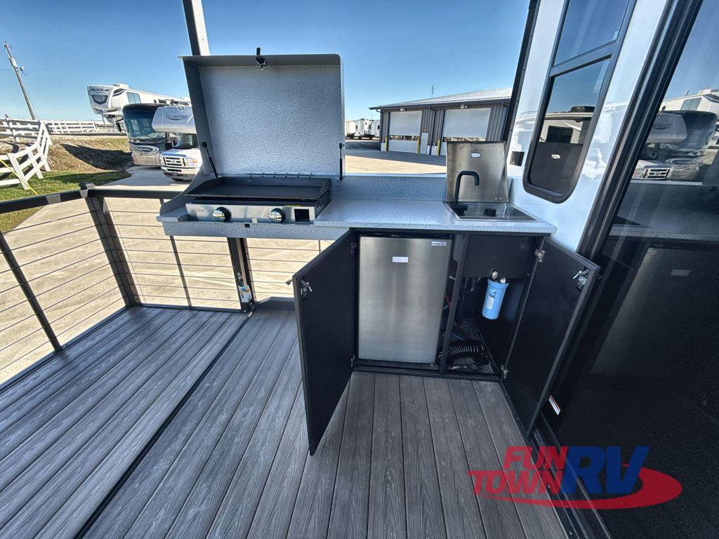 A photo of this 2025 Forest River Rv SALEM GRAND VILLA