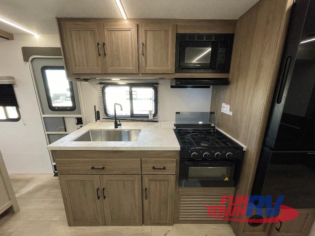 A photo of this 2026 Coachmen RV Freedom Express Select 29SE
