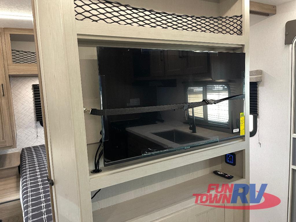 A photo of this 2026 Coachmen RV Freedom Express Select 29SE