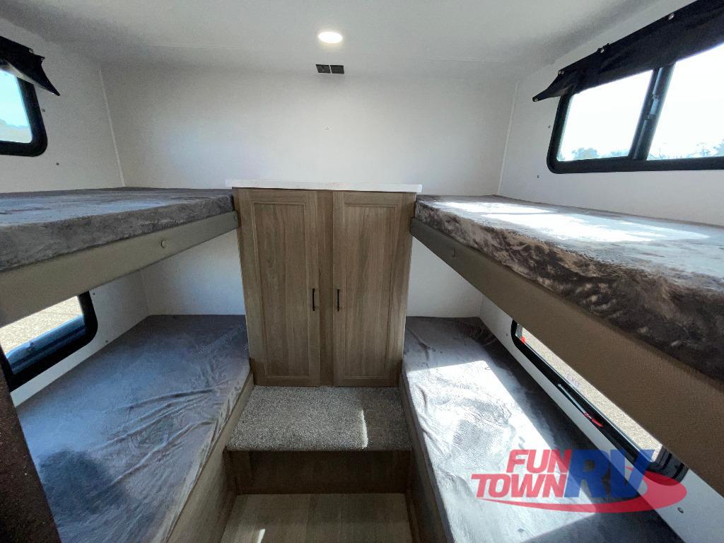 A photo of this 2026 Coachmen RV Freedom Express Select 29SE