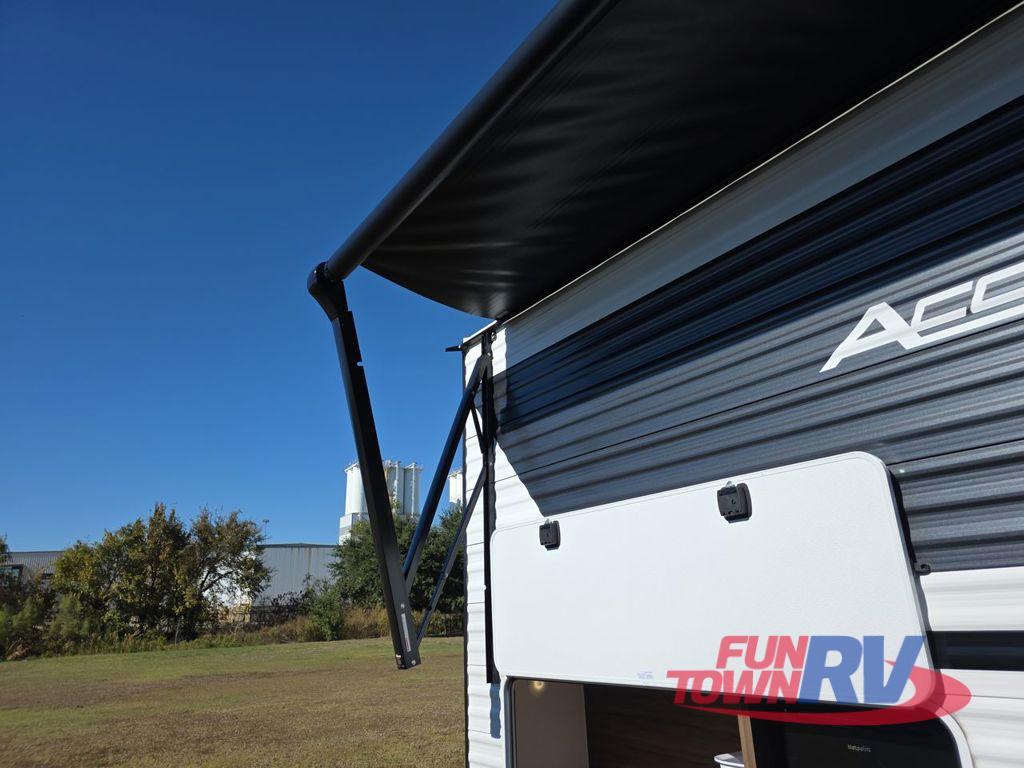 A photo of this 2026 Winnebago ACCESS