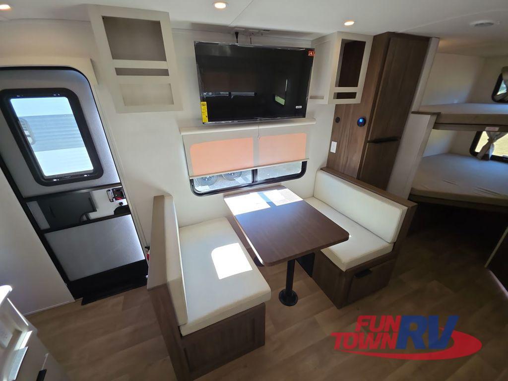 A photo of this 2026 Winnebago ACCESS