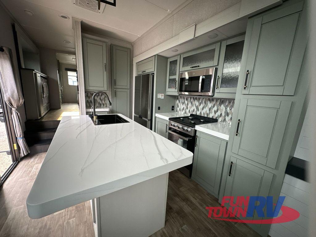 A photo of this 2025 Redwood RV Regency 3951BAM