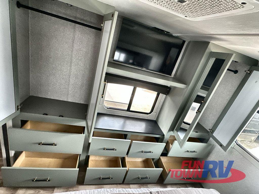 A photo of this 2025 Redwood RV Regency 3951BAM