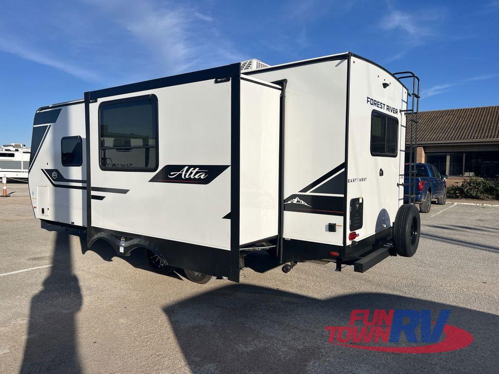 A photo of this 2026 EAST TO WEST Alta 2375KRK