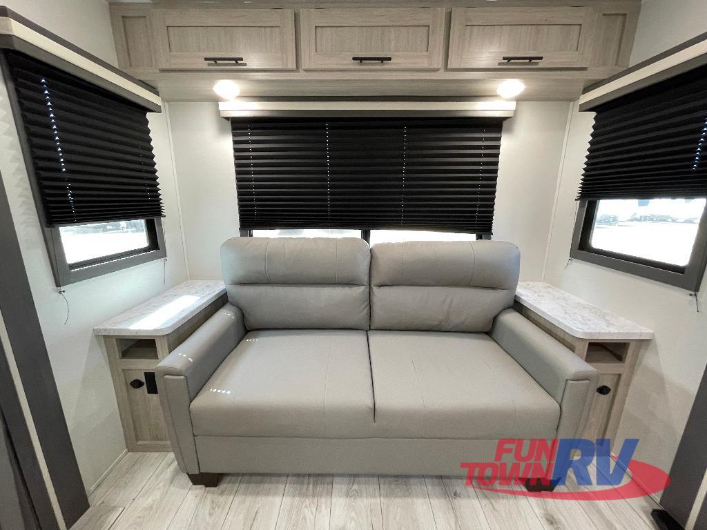A photo of this 2026 EAST TO WEST Della Terra 272RL