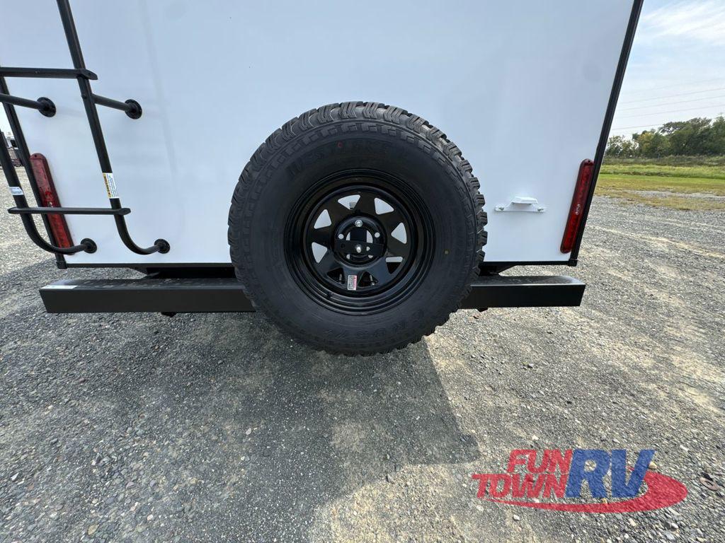 A photo of this 2026 Winnebago Micro Minnie 2108FBS