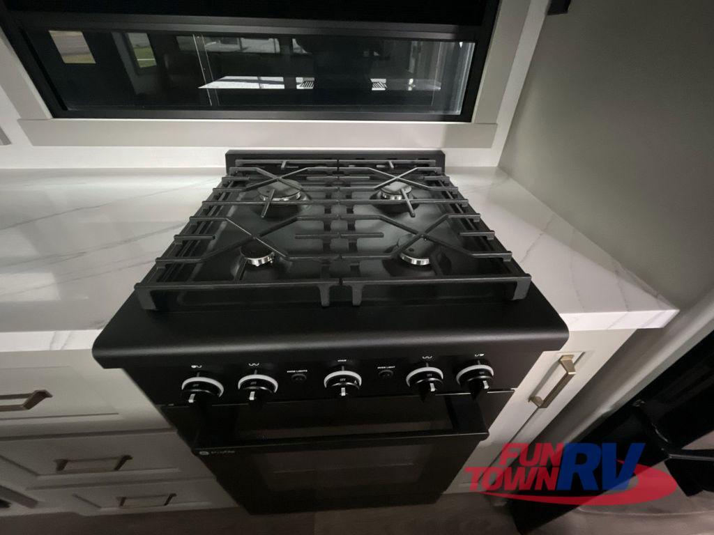 A photo of this 2026 Brinkley MODEL G