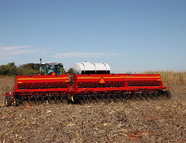 2025 Massey Ferguson 9435-30 - Image 1